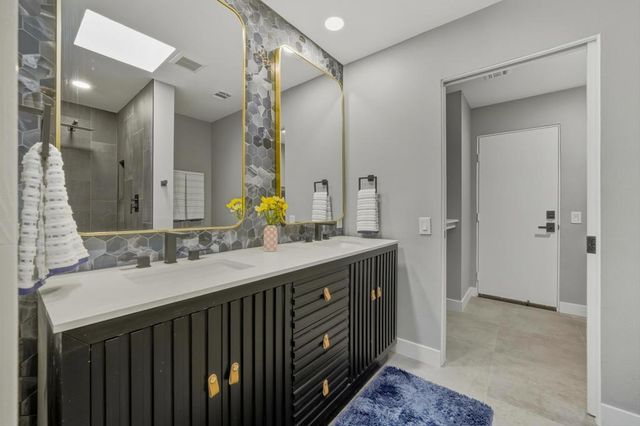 1820 E Park Drive, Palm Springs, CA 92262