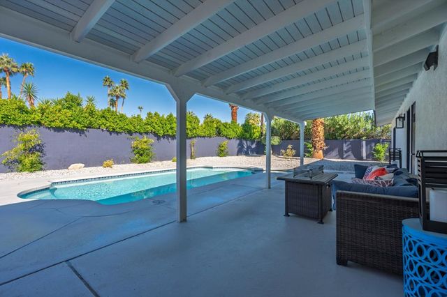 1820 E Park Drive, Palm Springs, CA 92262