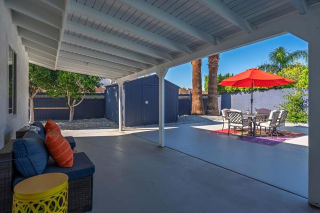 1820 E Park Drive, Palm Springs, CA 92262