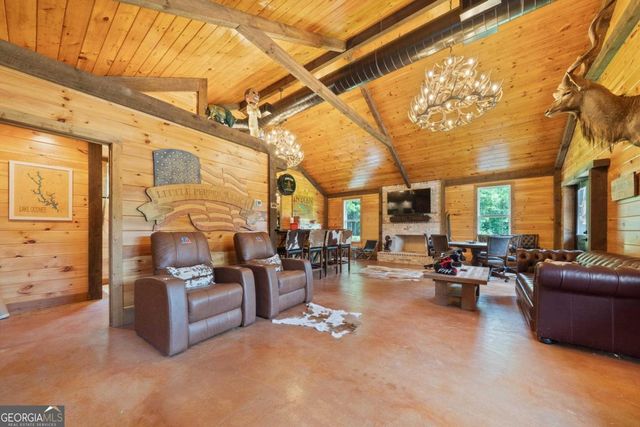 5880 Madison Highway, Greensboro, GA 30642