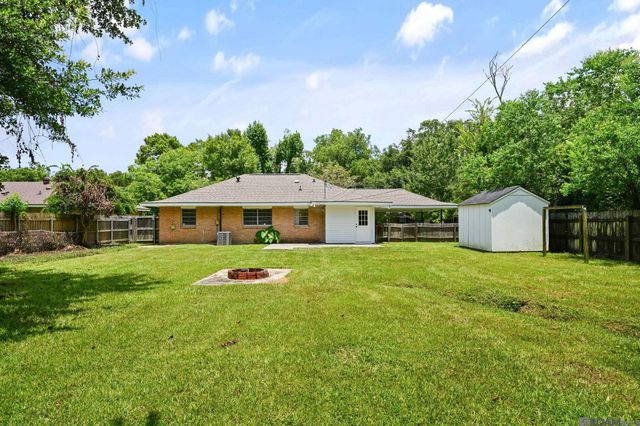 9346 Rainford Rd, Baton Rouge, LA 70810