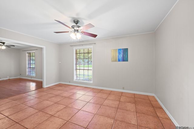 9346 Rainford Rd, Baton Rouge, LA 70810