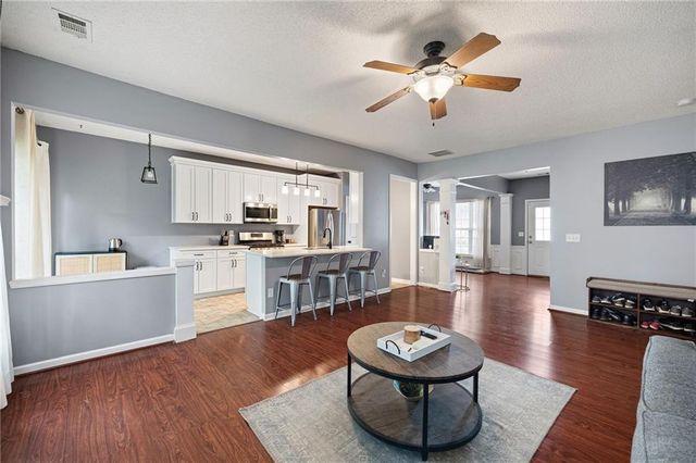 1211 Astastula Way, Woodstock, GA 30188