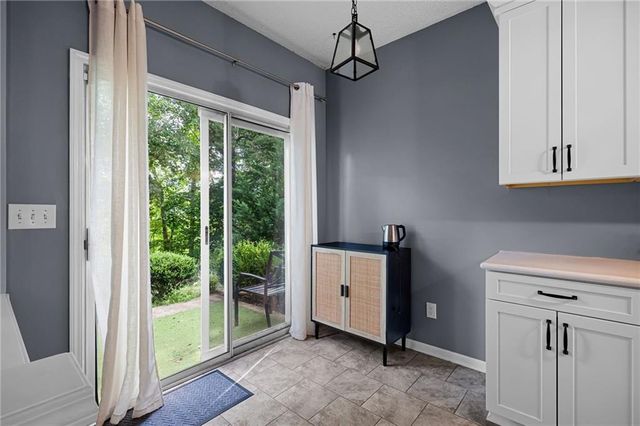 1211 Astastula Way, Woodstock, GA 30188