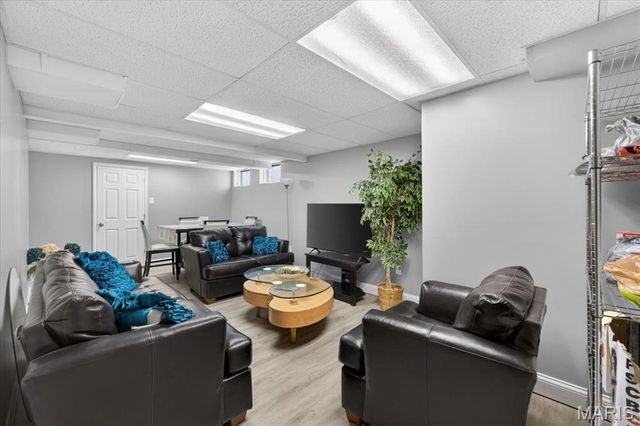 1330 Parmer Drive, Florissant, MO 63031
