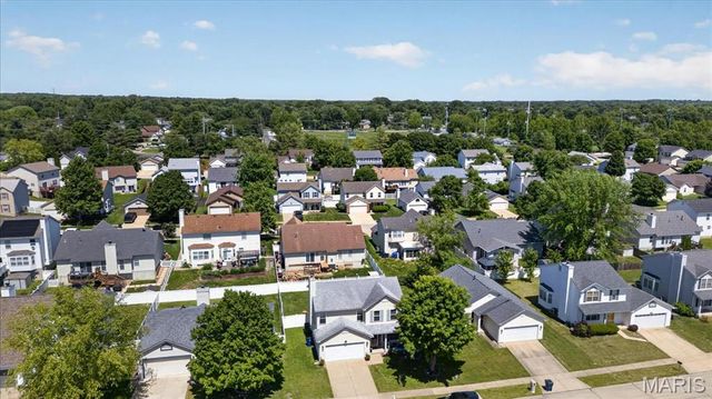 1330 Parmer Drive, Florissant, MO 63031