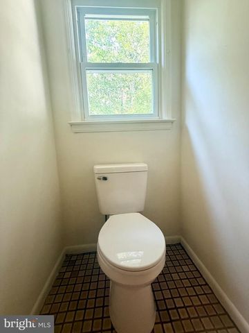 938 N KORFF DR, Vineland, NJ 08360