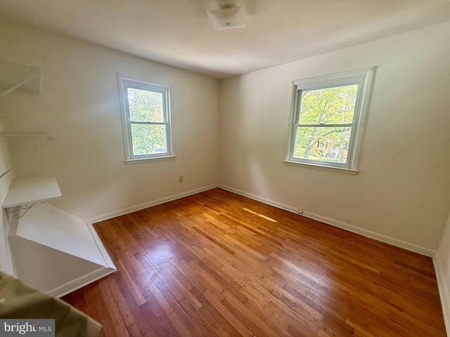 938 N KORFF DR, Vineland, NJ 08360