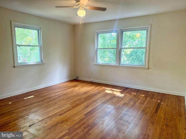 938 N KORFF DR, Vineland, NJ 08360