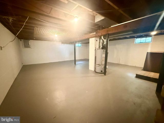 938 N KORFF DR, Vineland, NJ 08360