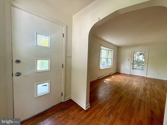 938 N KORFF DR, Vineland, NJ 08360