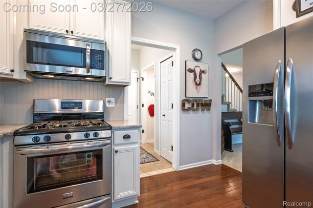 26727 Wilton Court, Lyon Charter Township, MI 48165