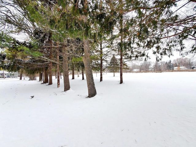 N4574 BROADWAY STREET, New London, WI 54961