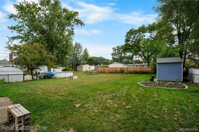 901 Judith Street, Westland, MI 48186