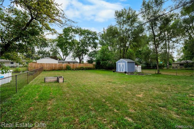 901 Judith Street, Westland, MI 48186