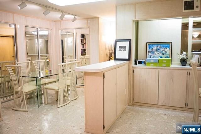 8 Markham Circle, Englewood, NJ 07631