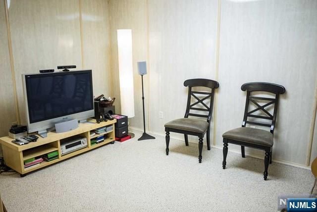 8 Markham Circle, Englewood, NJ 07631