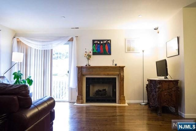 8 Markham Circle, Englewood, NJ 07631