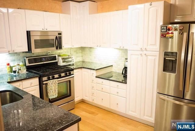 8 Markham Circle, Englewood, NJ 07631