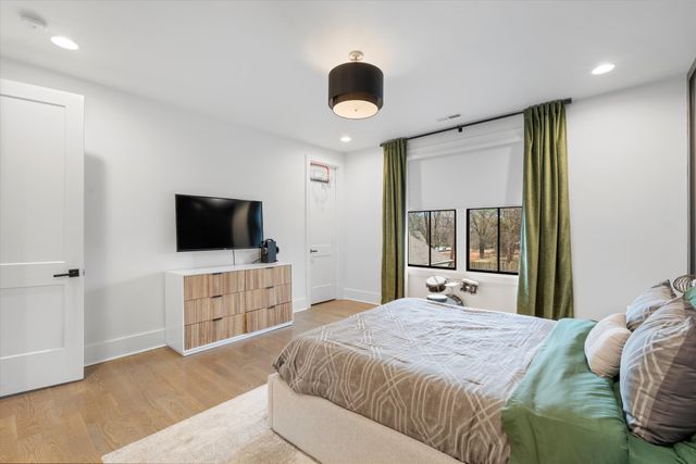 915 Glendale Ln, Nashville, TN 37204