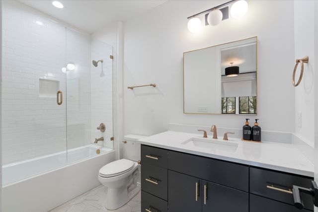 915 Glendale Ln, Nashville, TN 37204