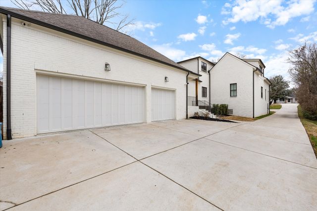 915 Glendale Ln, Nashville, TN 37204