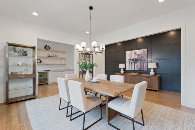 915 Glendale Ln, Nashville, TN 37204