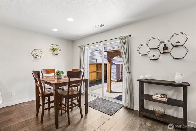 11512 NE 131st Place, Vancouver, WA 98682