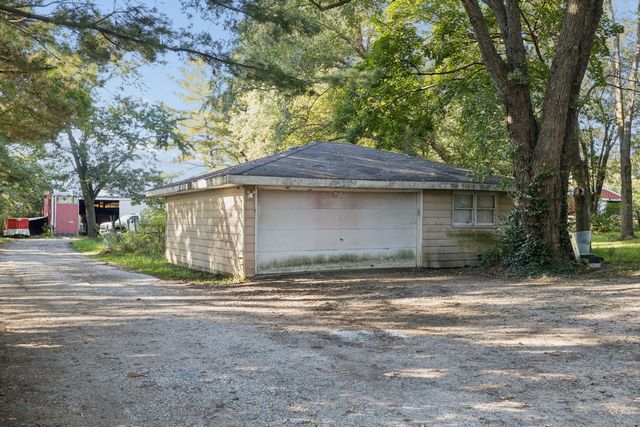 8527 W Dralle Road, Frankfort, IL 60423