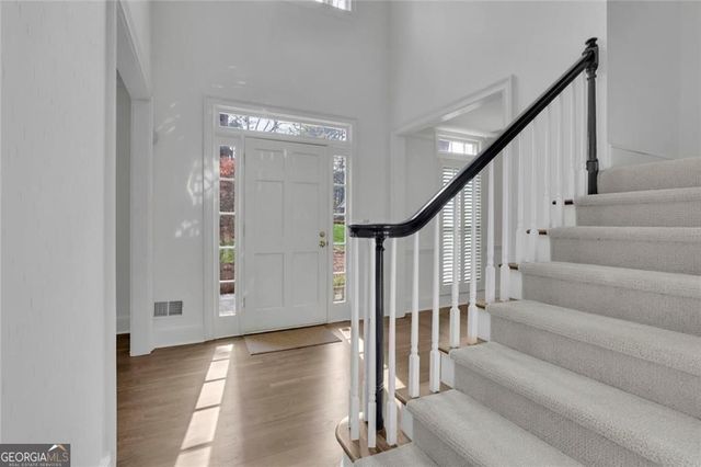 1718 Barrington Circle, Marietta, GA 30062