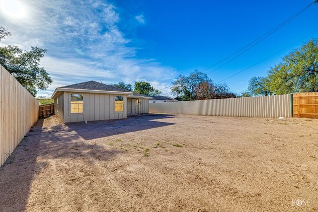 2614 Dallas St, San Angelo, TX 76901