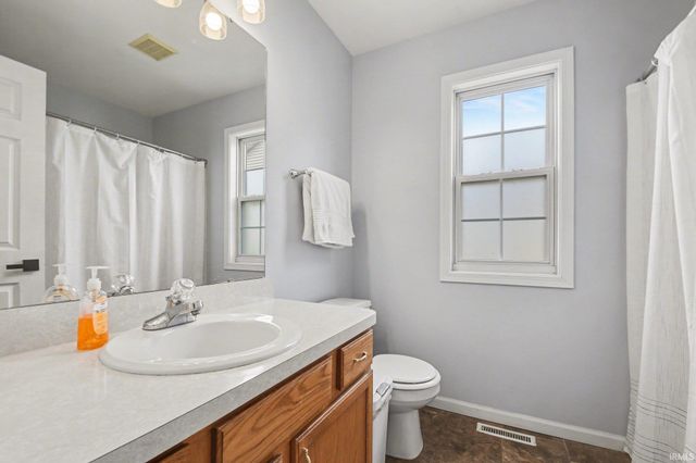 4335 E Field Gate Drive, South Bend, IN 46628