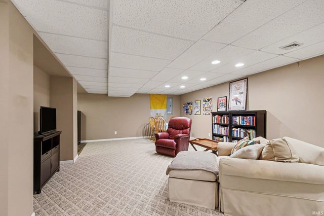 4335 E Field Gate Drive, South Bend, IN 46628