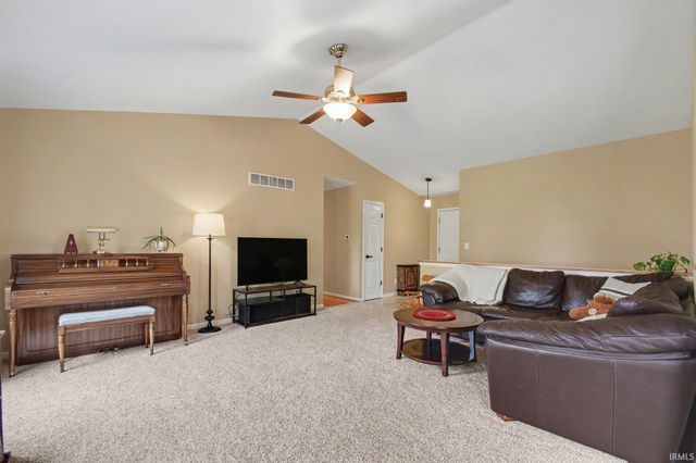 4335 E Field Gate Drive, South Bend, IN 46628