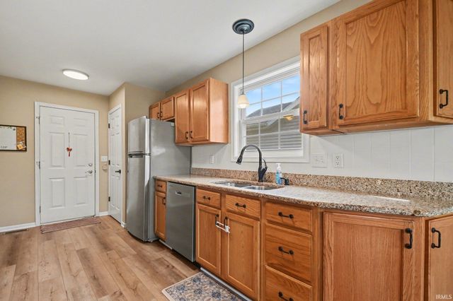 4335 E Field Gate Drive, South Bend, IN 46628