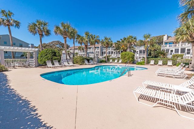48 Beach Club Villas, Isle Of Palms, SC 29451
