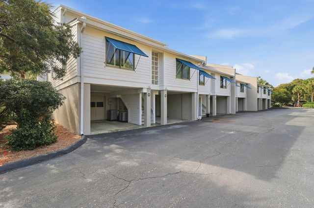 48 Beach Club Villas, Isle Of Palms, SC 29451