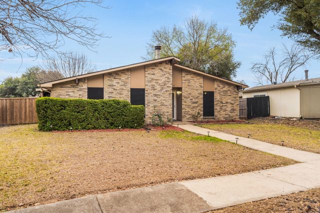 3418 Meadow Oaks Drive, Garland, TX 75043
