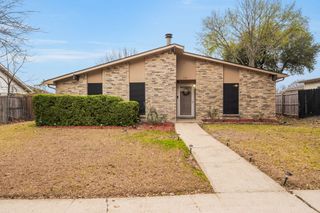 3418 Meadow Oaks Drive, Garland, TX 75043