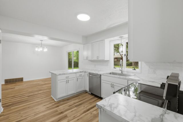 672 JAKWAY Avenue, Benton Harbor, MI 49022