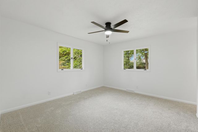 672 JAKWAY Avenue, Benton Harbor, MI 49022