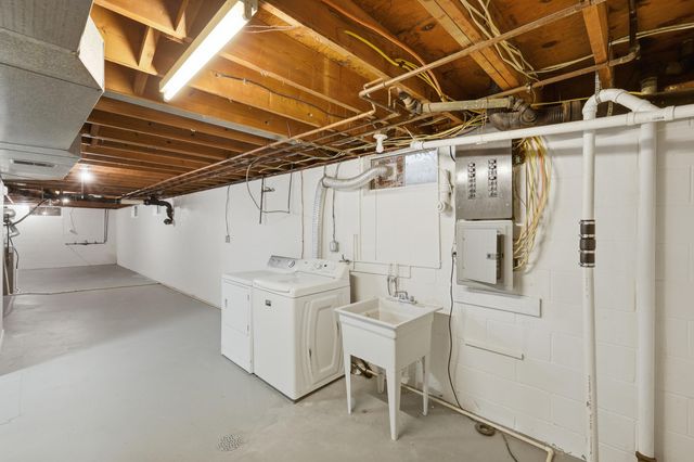672 JAKWAY Avenue, Benton Harbor, MI 49022