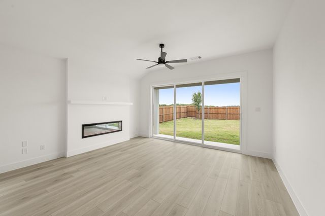 316 Sequoia Lane, Denton, TX 76210