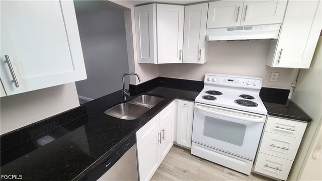 930 SW 47th TER 5, Cape Coral, FL 33914