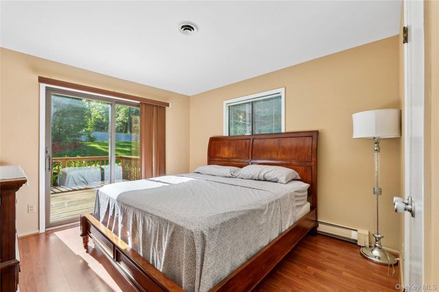 5 Shagbark Court, New City, NY 10956