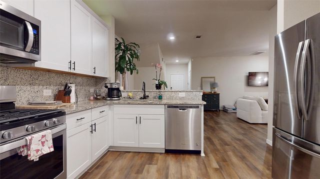 14526 Chasing Bend Drive, Houston, TX 77069