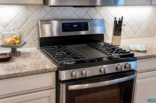 1516 DELPHI LN, Charlottesville, VA 22911