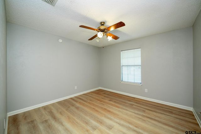 115 Tiffany St, Longview, TX 75605