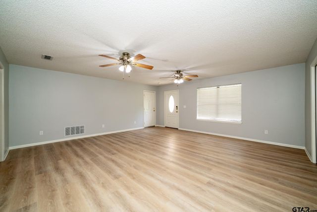 115 Tiffany St, Longview, TX 75605