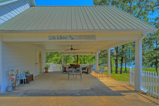 123 Jarrod Drive, Burkeville, TX 75932